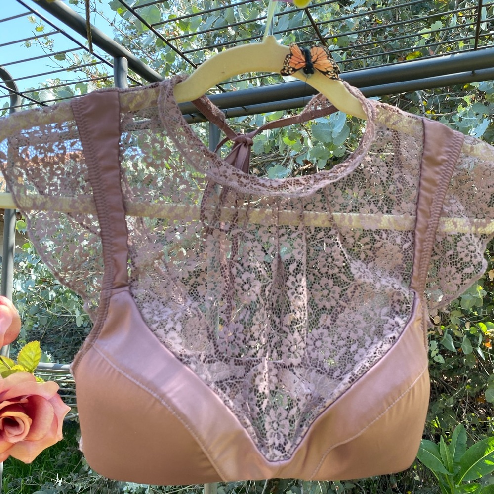 Victoria’s Secret Bra-let